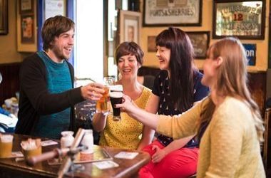 Dublin’s night scene is bursting with pubs, restaurants, live entertainment and more – it promises a great nights ‘craic’ each and every time #Dublin #Ireland #Caragrouptravel